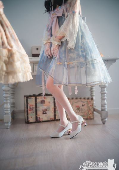 善良的女邻居