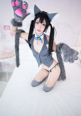 与僧侣的色欲之夜